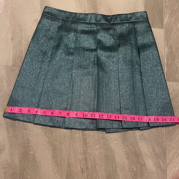 Aritzia Sparkly Shimmer Pleated Skirt - Picture 9 of 9